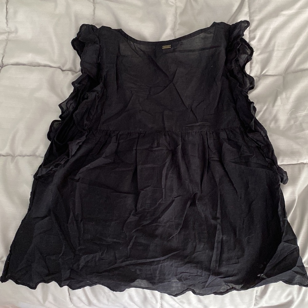O'Neill Black Ruffled Eyelet Button-Front Tank - Picture 5 of 5